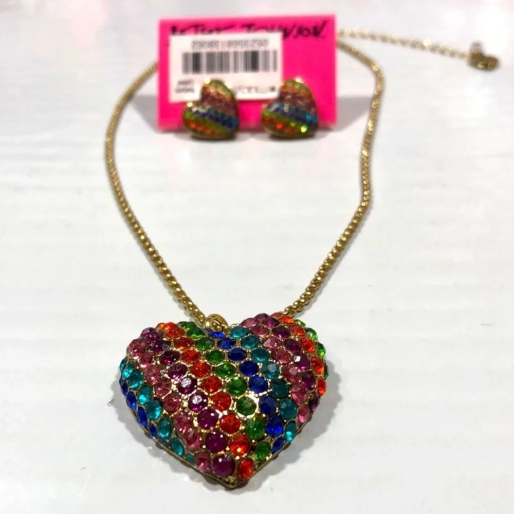 BETSEY JOHNSON SET Vintage Love Me Rainbow Crystal Heart Necklace & Earrings NWT
